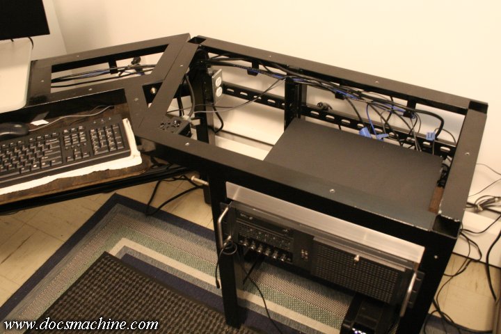 desk092.jpg
